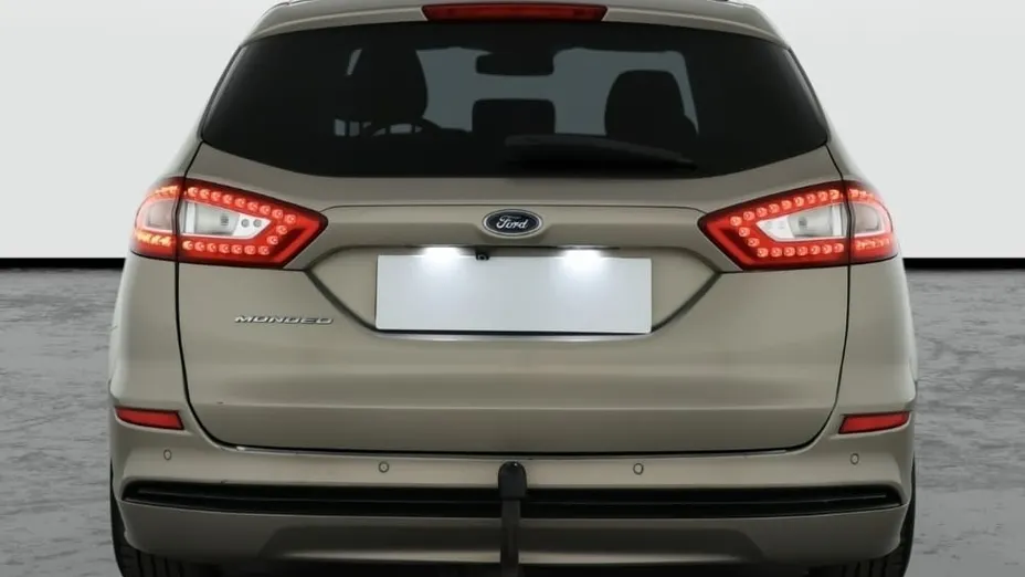 Ford Mondeo -
