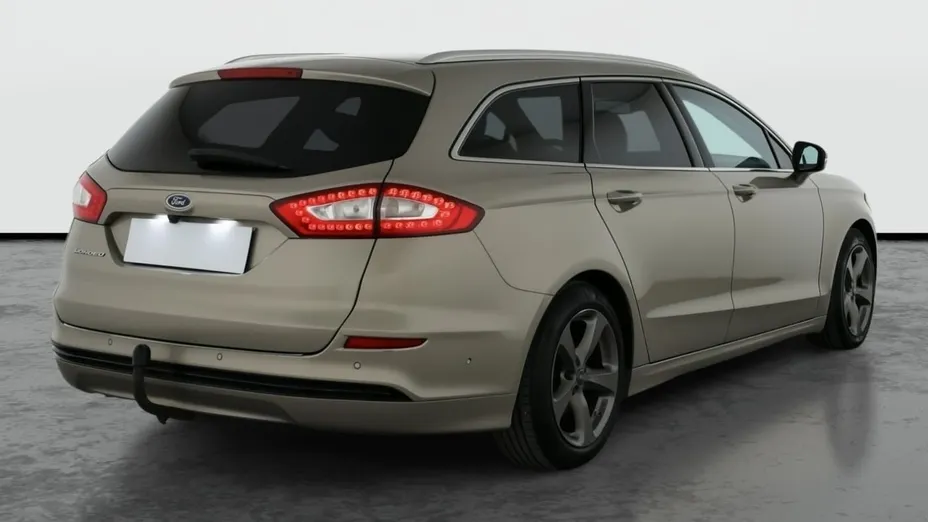 Ford Mondeo -