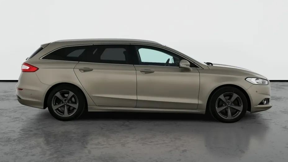 Ford Mondeo -