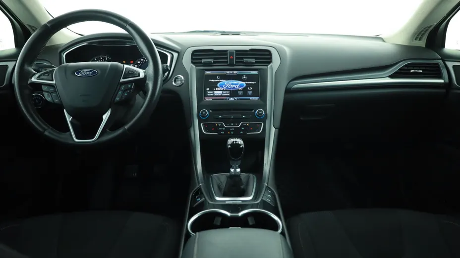 Ford Mondeo -