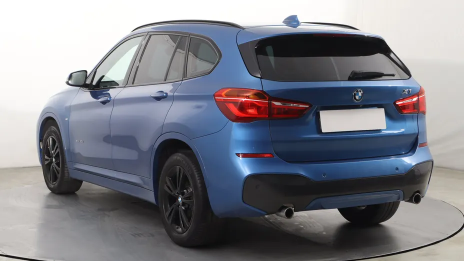BMW X1 -