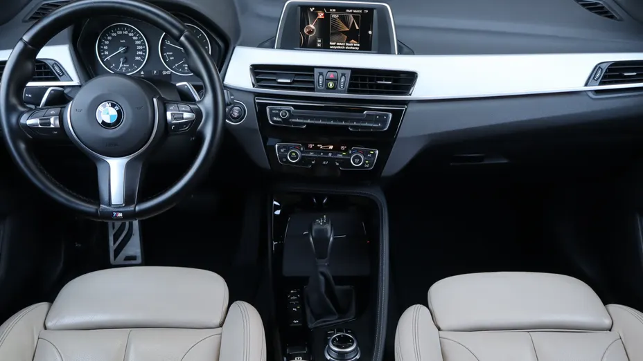 BMW X1 -