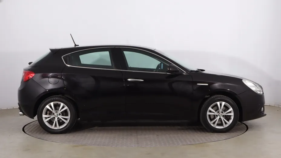 Alfa Romeo Giulietta -