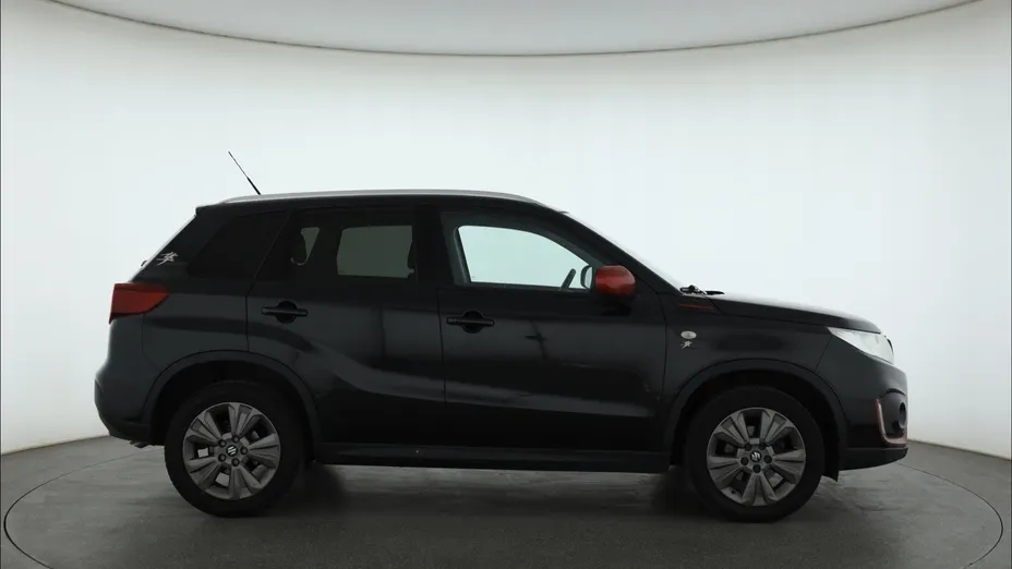 Suzuki Vitara -