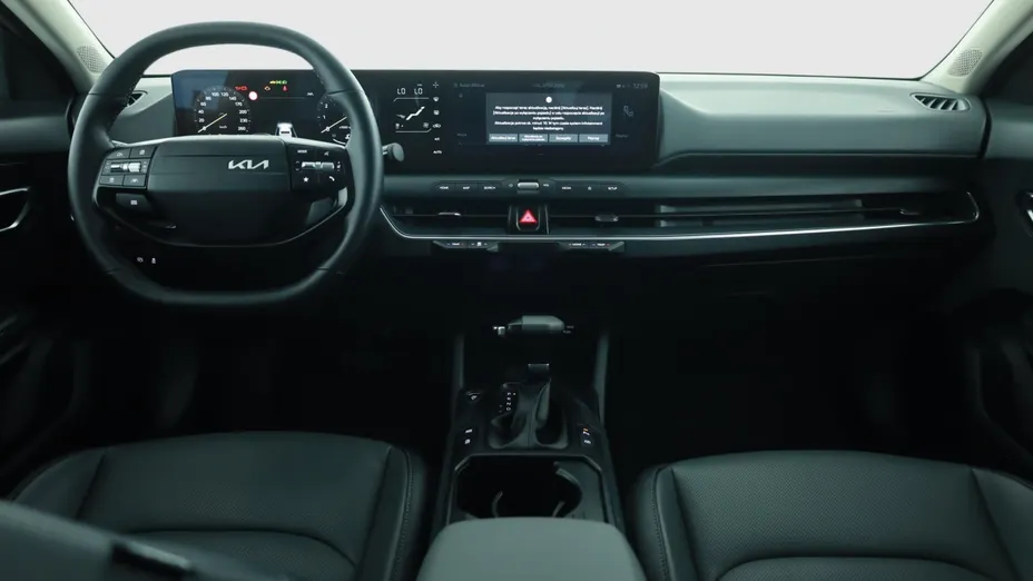 Kia K4 -
