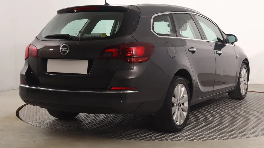 Opel Astra -