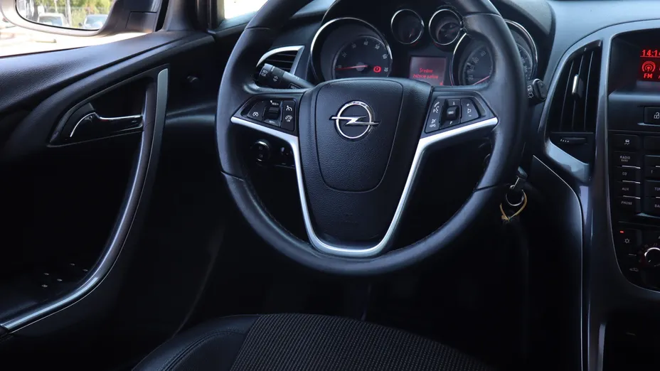 Opel Astra -