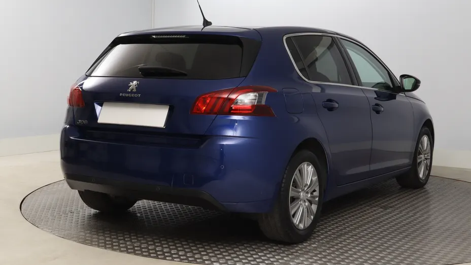 Peugeot 308 -