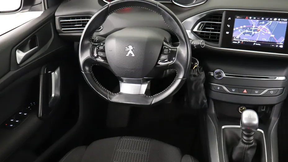 Peugeot 308 -