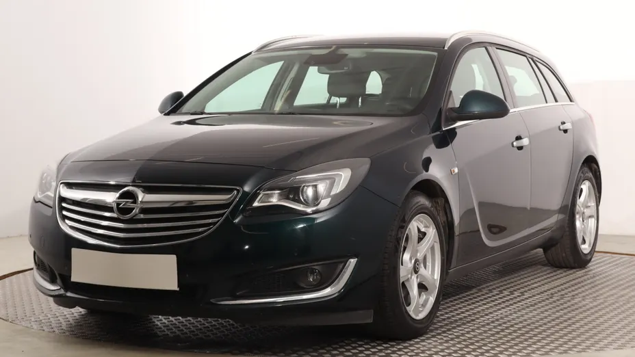 Opel Insignia -
