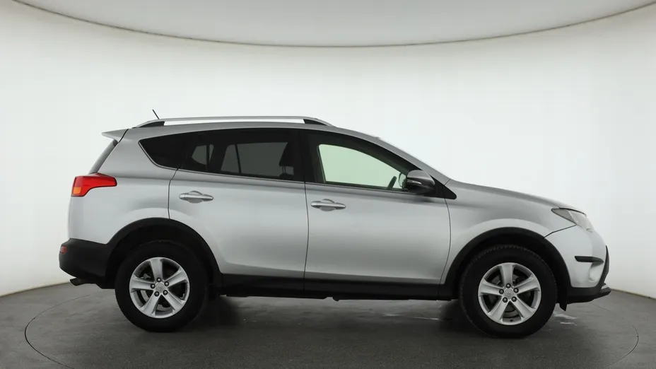 Toyota RAV4 -