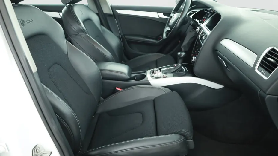 Audi A4 -