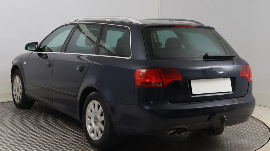 Audi A4 -
