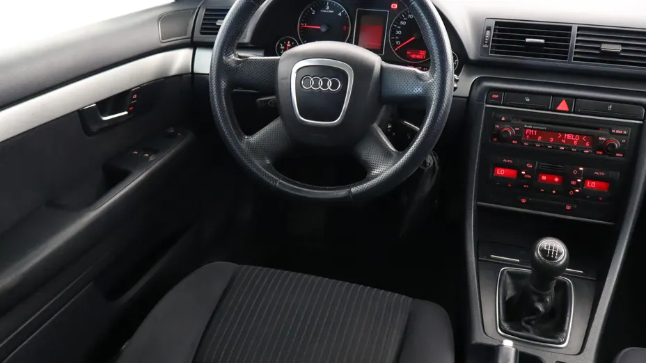 Audi A4 -