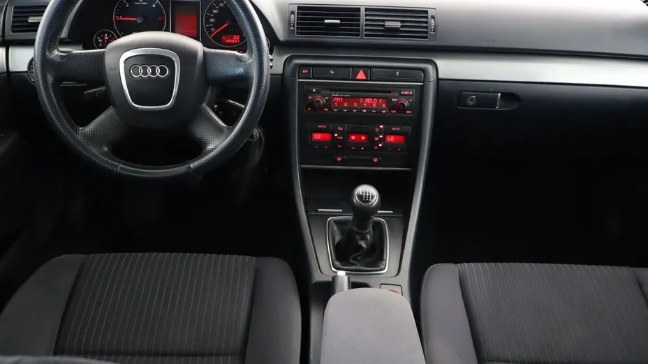 Audi A4 -