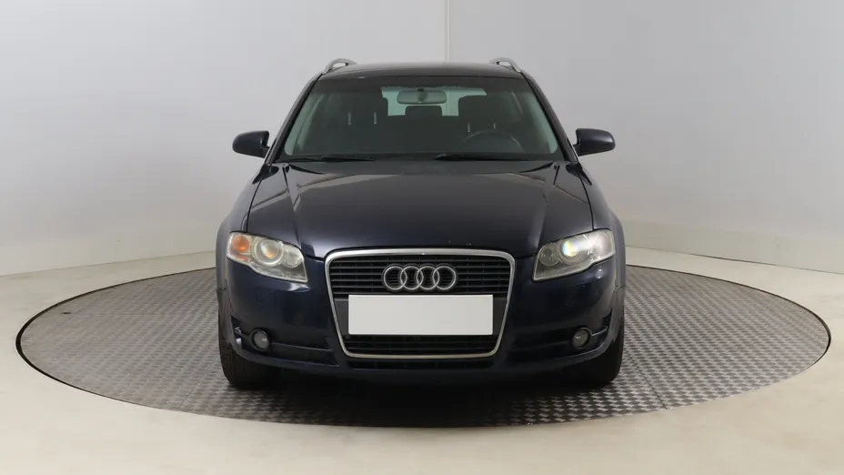 Audi A4 -