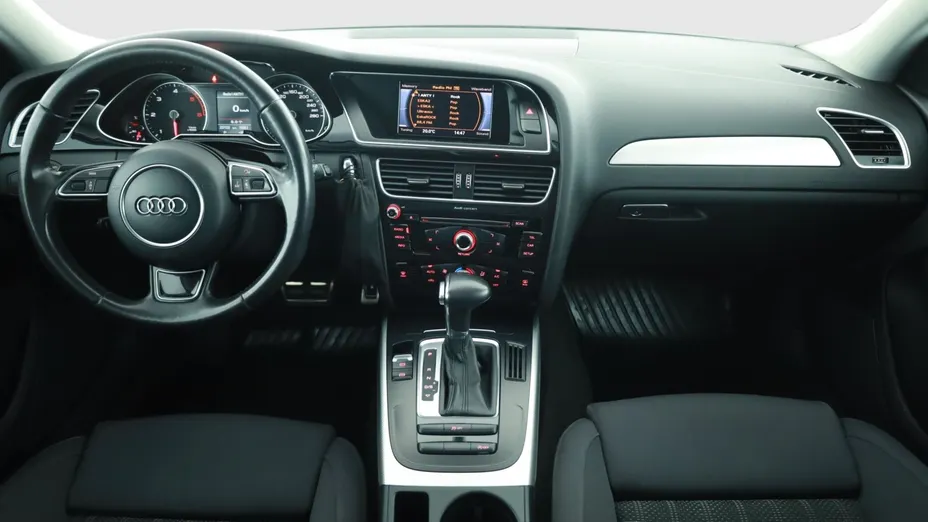 Audi A4 -