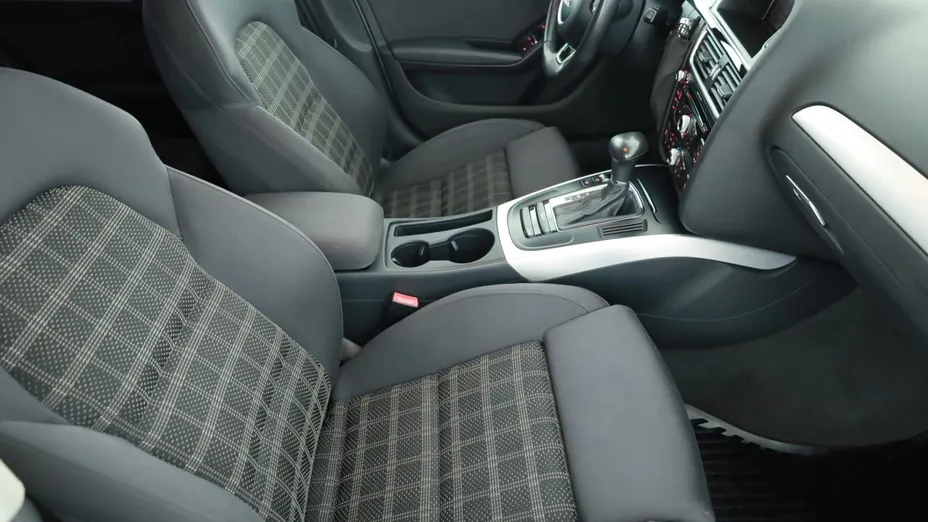 Audi A4 -