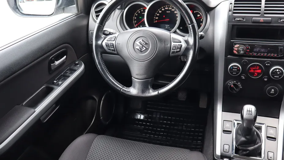 Suzuki Grand Vitara -