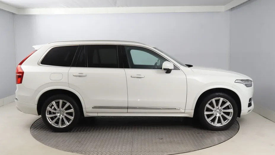 Volvo XC90 -