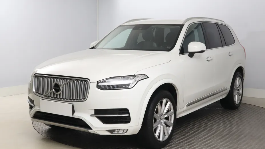 Volvo XC90 -