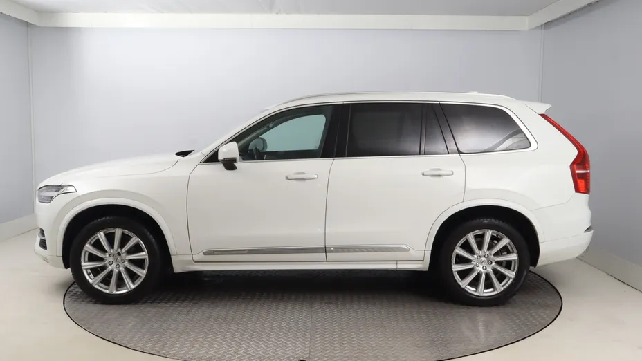 Volvo XC90 -