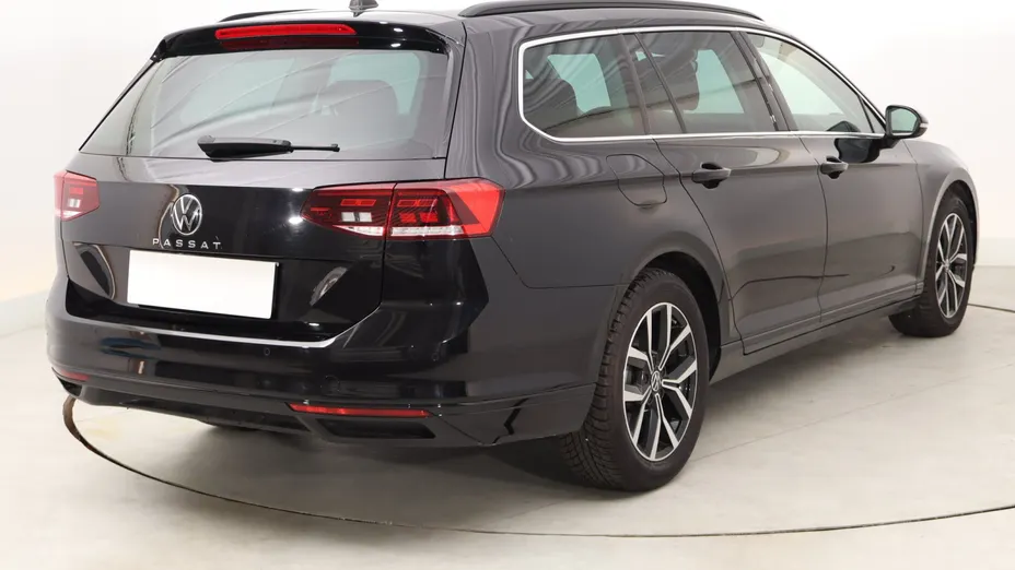 VW Passat -