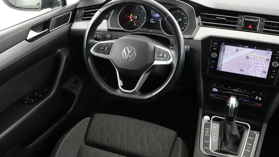 VW Passat -