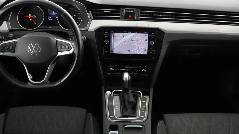 VW Passat -