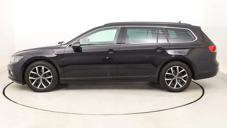 VW Passat -