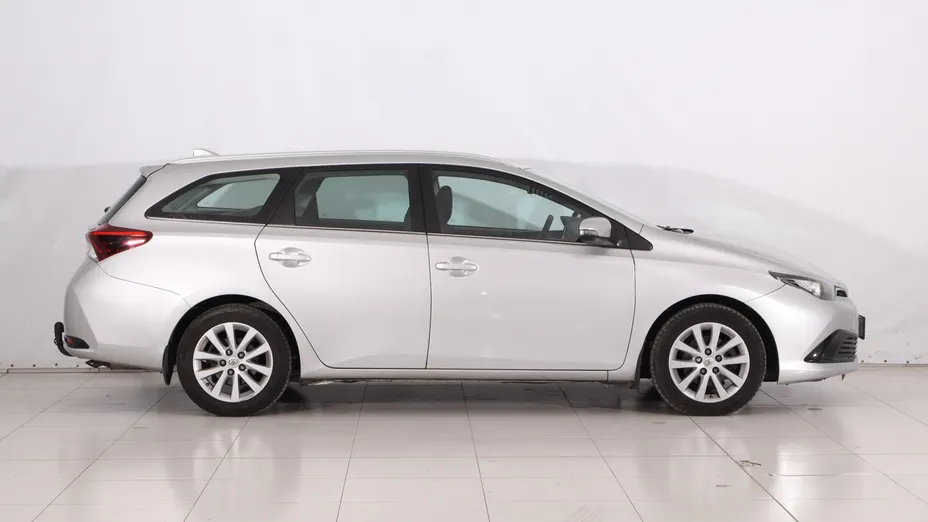 Toyota Auris -