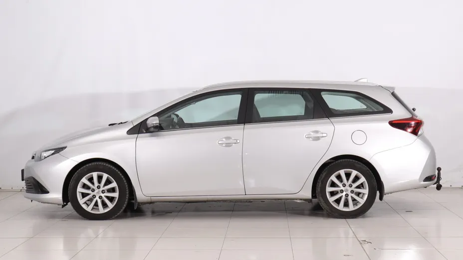 Toyota Auris -