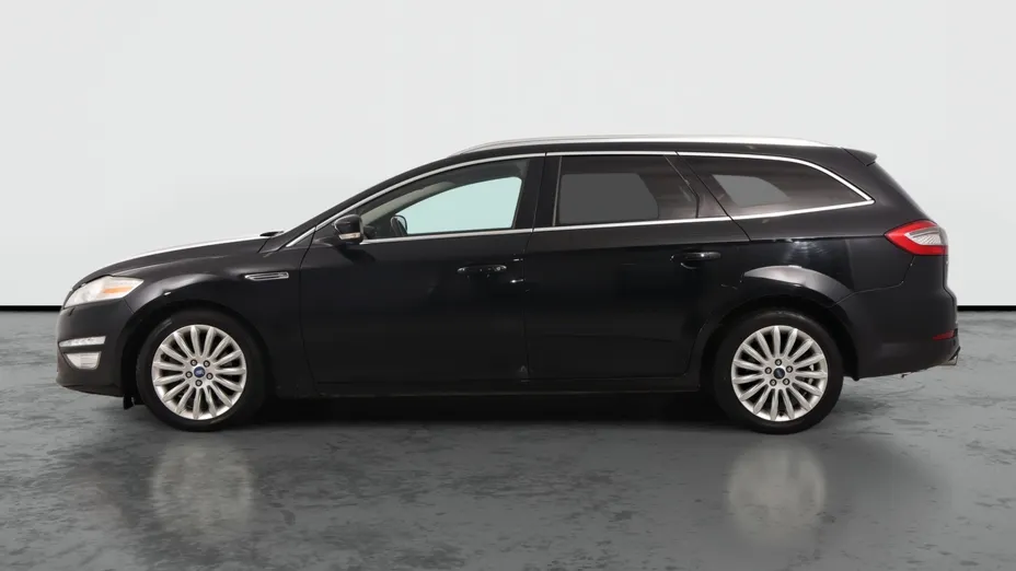 Ford Mondeo -
