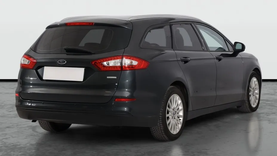 Ford Mondeo -