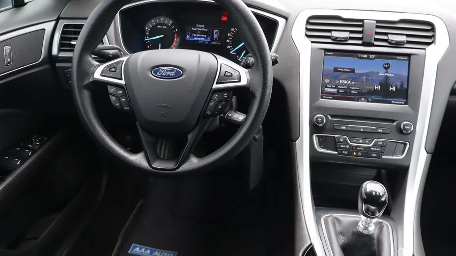 Ford Mondeo -