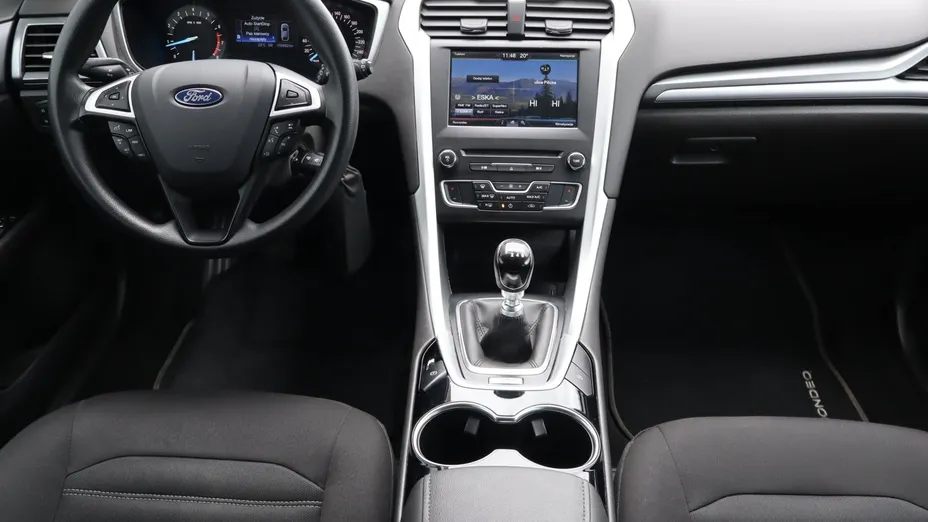 Ford Mondeo -