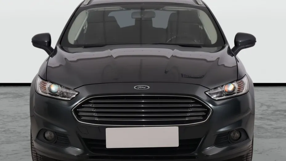 Ford Mondeo -