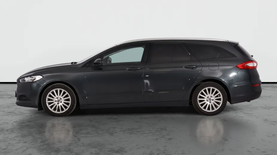 Ford Mondeo -