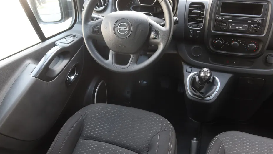 Opel Vivaro -