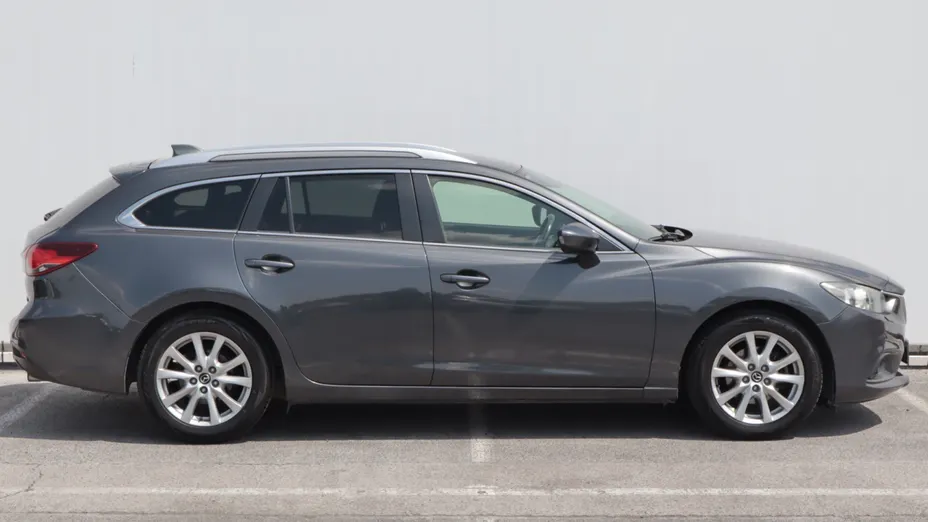 Mazda 6 -