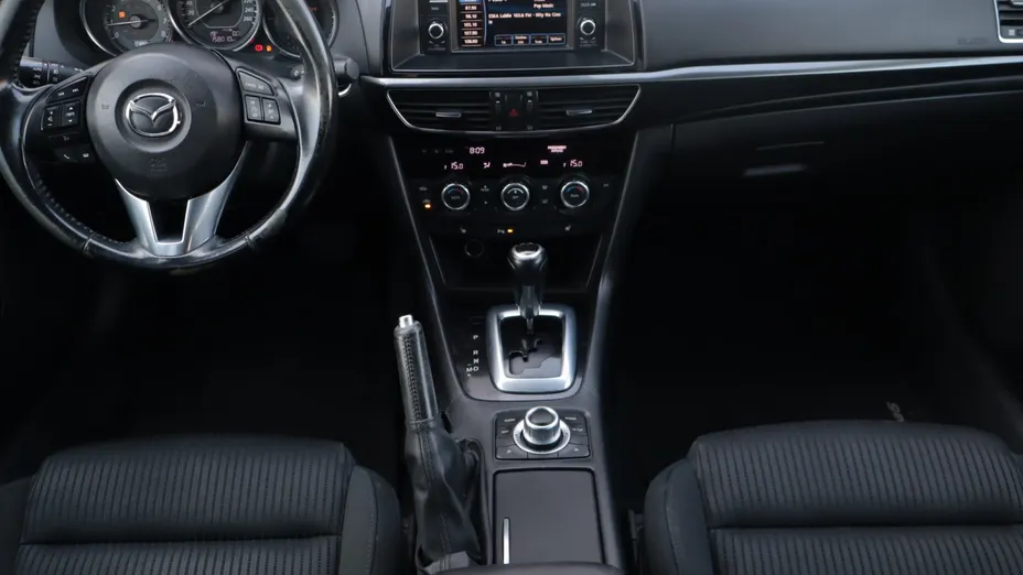 Mazda 6 -