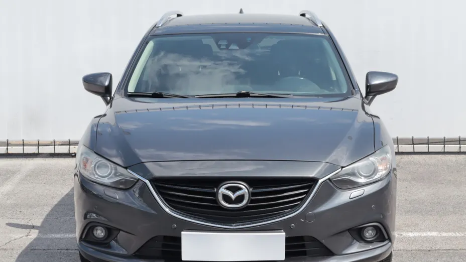 Mazda 6 -