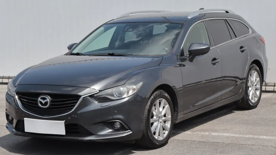 Mazda 6 -