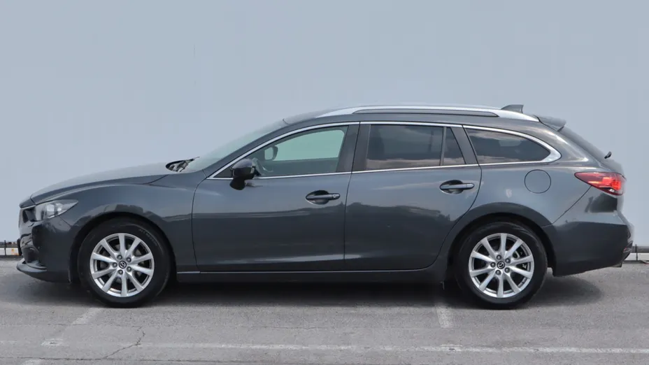 Mazda 6 -