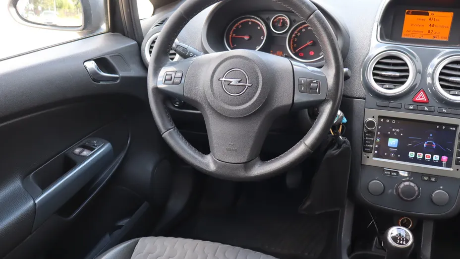 Opel Corsa -