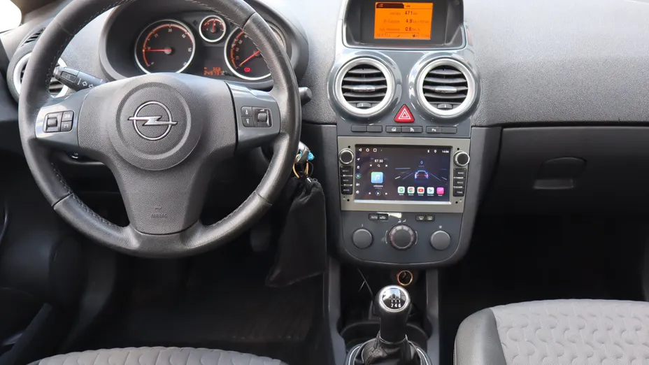 Opel Corsa -