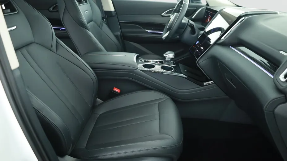 Hongqi HS3 -