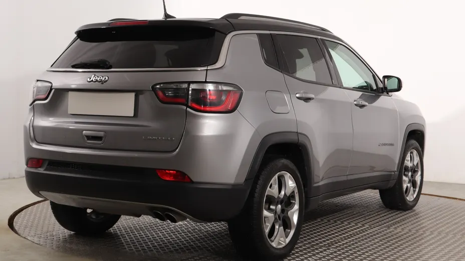 Jeep Compass -