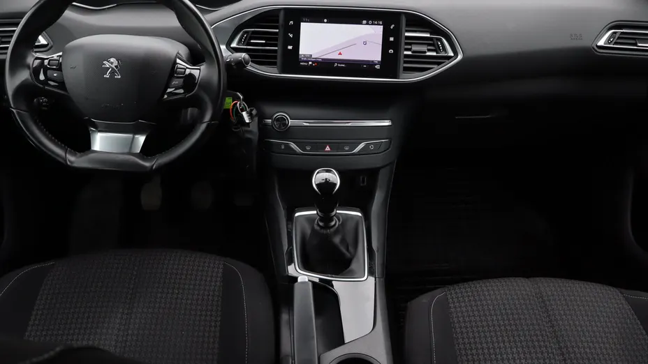 Peugeot 308 -