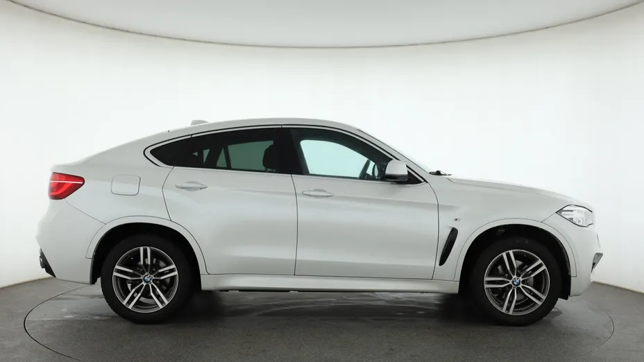 BMW X6 -